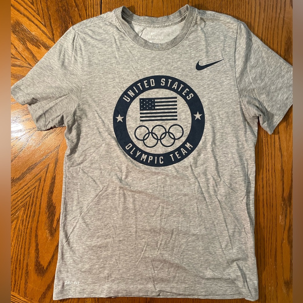 Nike Dri-Fit Men’s Medium Team USA Olympics